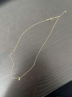 Delicate Gold Chain Necklace with Green Pendant - Women Jewelry